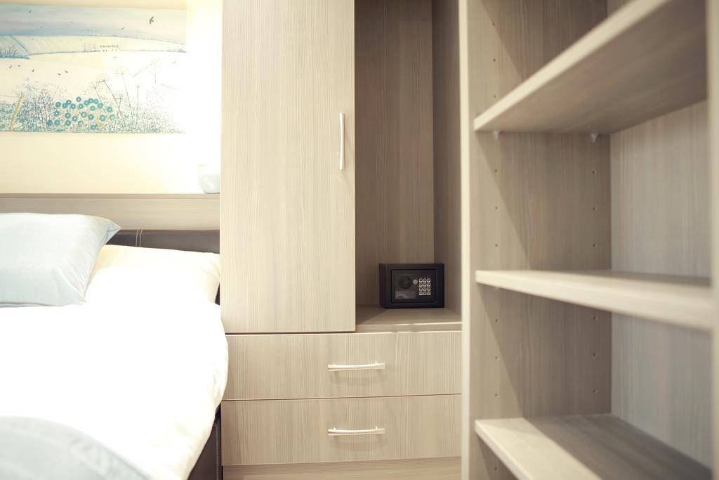 Valet Apartments Wembley Exterior photo